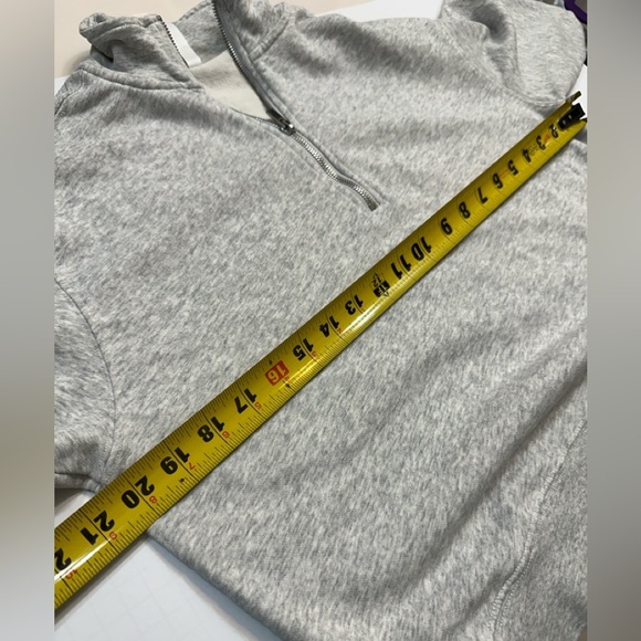 Fabletics Gray Half-Zip Women's Sweater Large - Picture 6 of 6